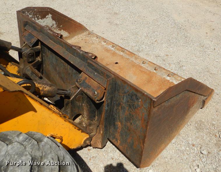 image for item FH9497 1998 John Deere 7775 skid steer