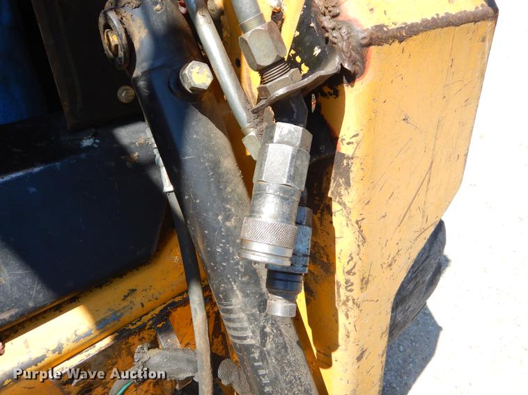 image for item FH9497 1998 John Deere 7775 skid steer