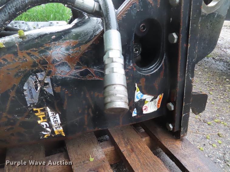 image for item FJ9121 John Deere HH60 breaker