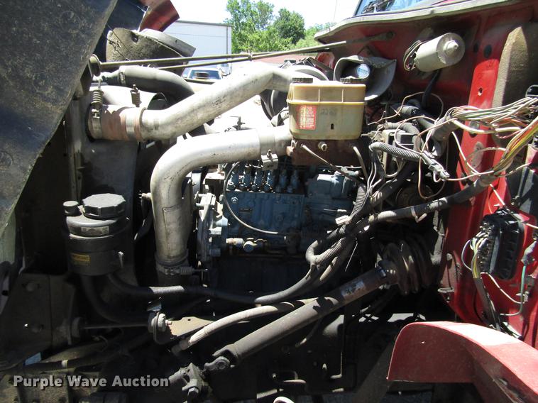 image for item FJ9677 1995 International 4700 chipper truck