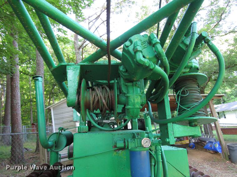 image for item FJ9681 1985 CME 45C drilling rig trailer