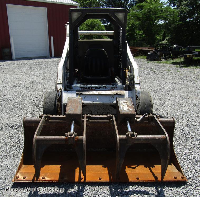 image for item FJ9682 2012 Bobcat S185 skid steer