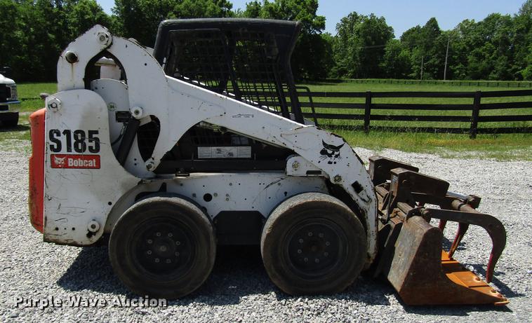 image for item FJ9682 2012 Bobcat S185 skid steer