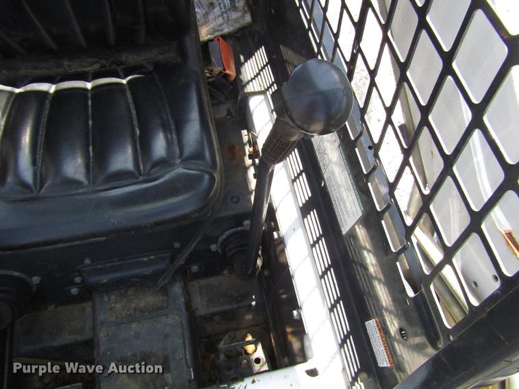 image for item FJ9682 2012 Bobcat S185 skid steer