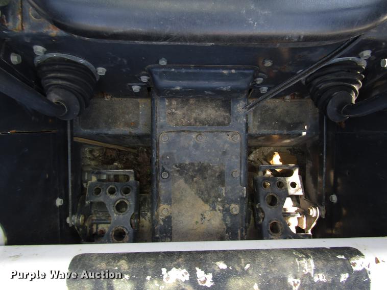 image for item FJ9682 2012 Bobcat S185 skid steer