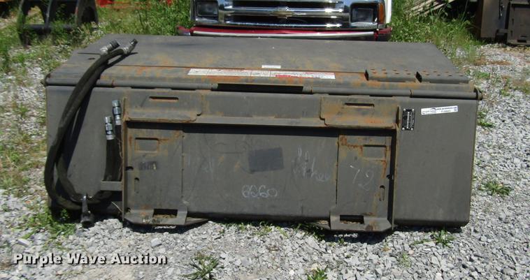 image for item FJ9683 2015 Bobcat 72 Sweeper skid steer sweeper