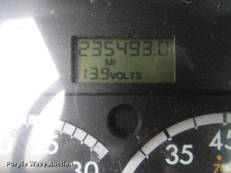 image for item FJ9686 2010 Freightliner Business Class M2 bucket truck