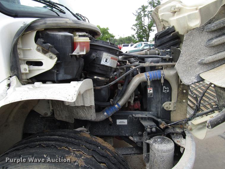 image for item FJ9686 2010 Freightliner Business Class M2 bucket truck