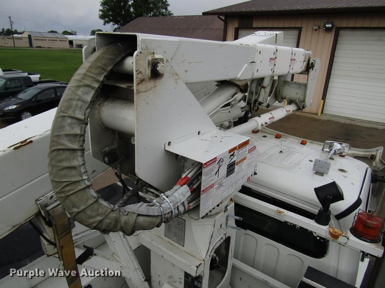 image for item FJ9686 2010 Freightliner Business Class M2 bucket truck