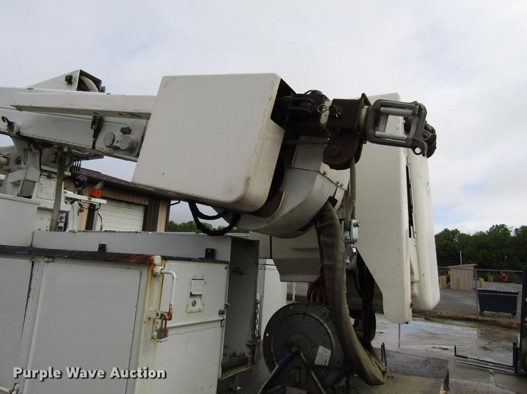 image for item FJ9686 2010 Freightliner Business Class M2 bucket truck