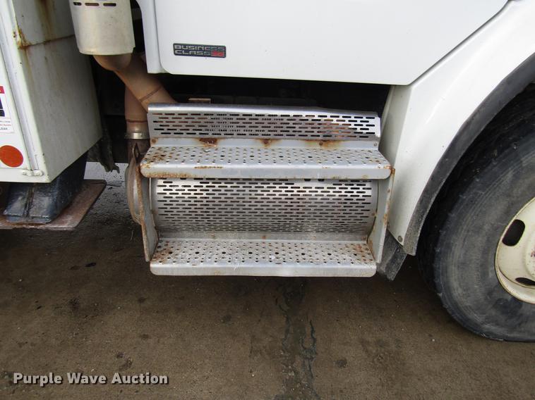 image for item FJ9686 2010 Freightliner Business Class M2 bucket truck