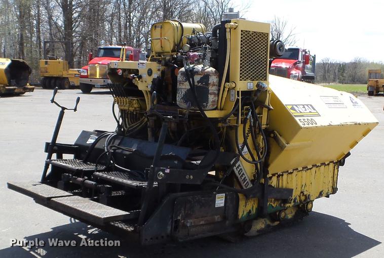 image for item FM9354 1994 Neal 5500 paver