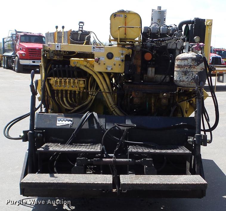 image for item FM9354 1994 Neal 5500 paver