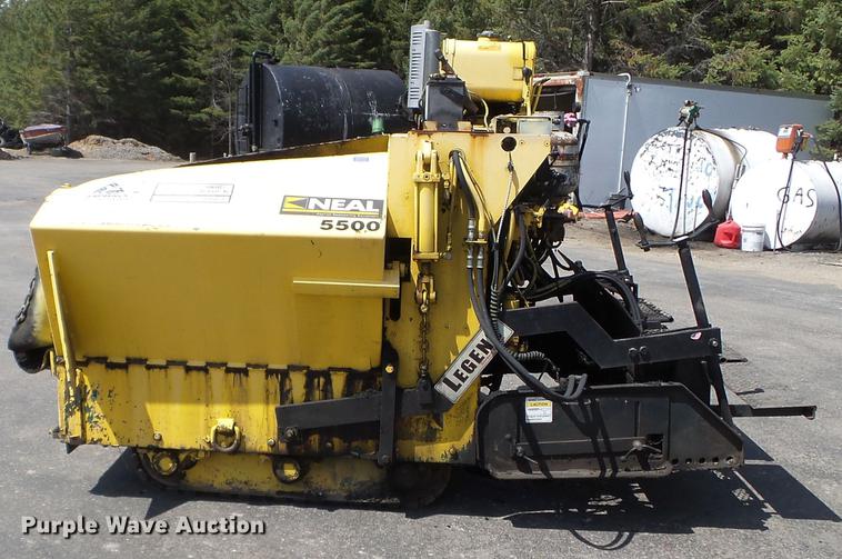 image for item FM9354 1994 Neal 5500 paver
