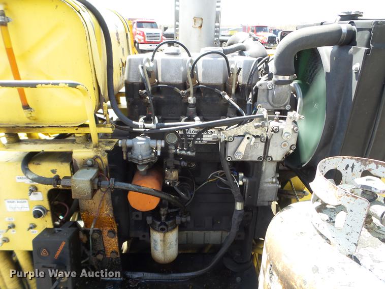 image for item FM9354 1994 Neal 5500 paver