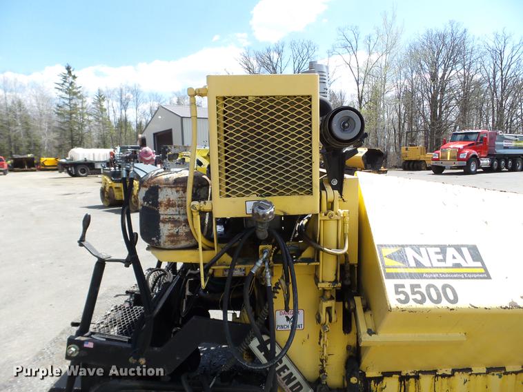 image for item FM9354 1994 Neal 5500 paver