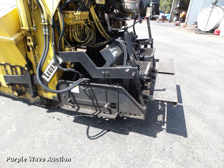 image for item FM9354 1994 Neal 5500 paver