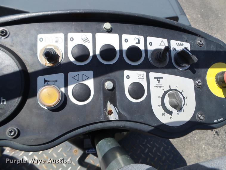 image for item FM9355 2005 Bomag BW120AD-4 double drum vibratory roller