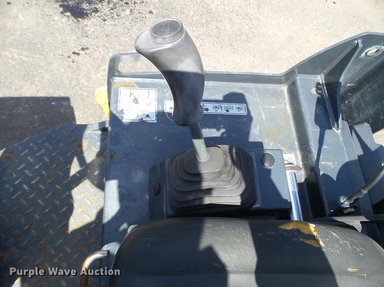 image for item FM9355 2005 Bomag BW120AD-4 double drum vibratory roller