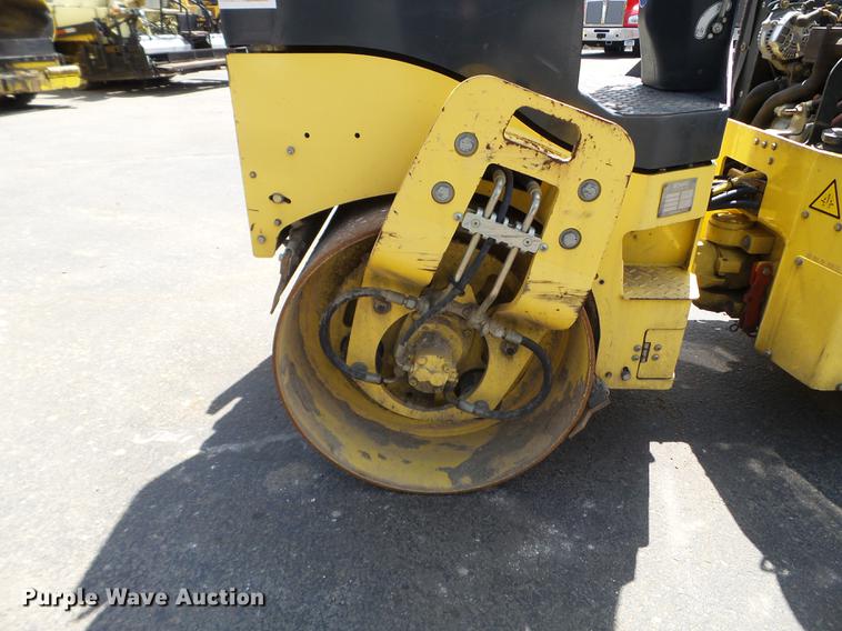 image for item FM9355 2005 Bomag BW120AD-4 double drum vibratory roller