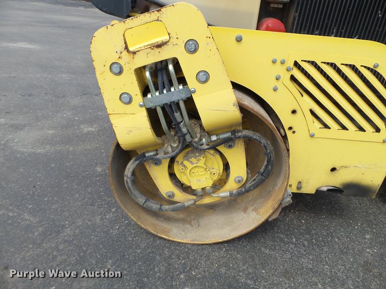 image for item FM9355 2005 Bomag BW120AD-4 double drum vibratory roller
