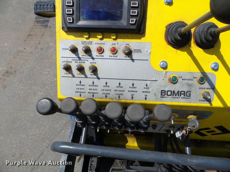 image for item FM9356 Bomag BF815 ProPaver
