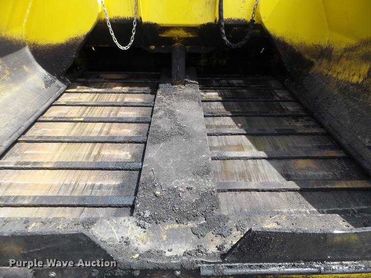 image for item FM9356 Bomag BF815 ProPaver