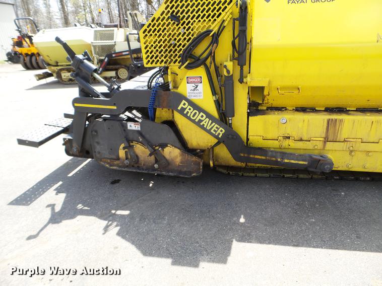 image for item FM9356 Bomag BF815 ProPaver