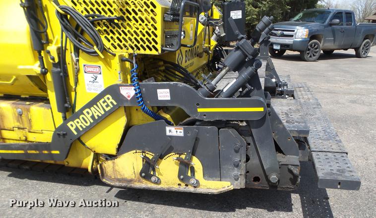 image for item FM9356 Bomag BF815 ProPaver