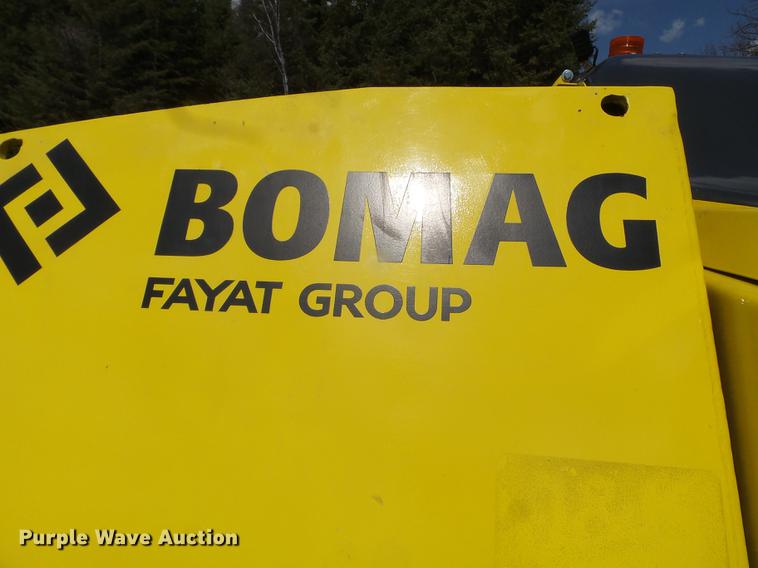 image for item FM9356 Bomag BF815 ProPaver