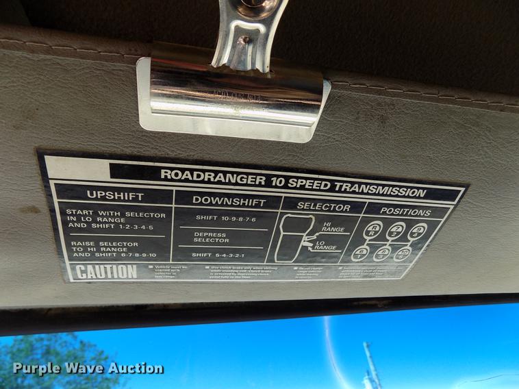 image for item FN9505 2000 Sterling A-Line dump truck