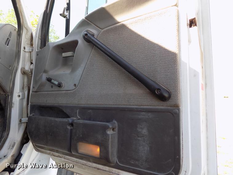 image for item FN9505 2000 Sterling A-Line dump truck