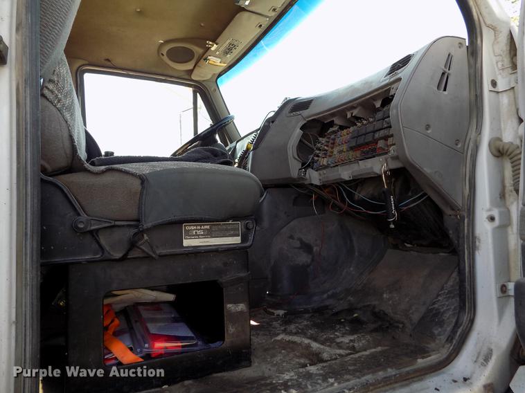 image for item FN9505 2000 Sterling A-Line dump truck