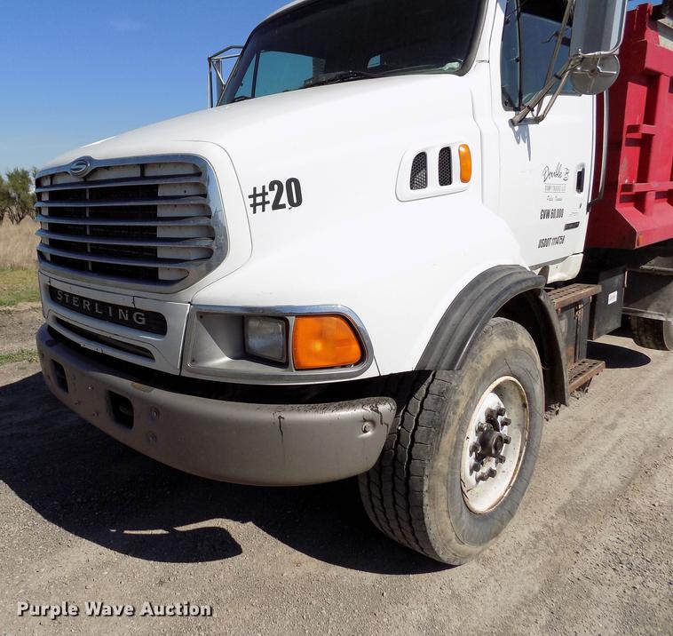 image for item FN9505 2000 Sterling A-Line dump truck