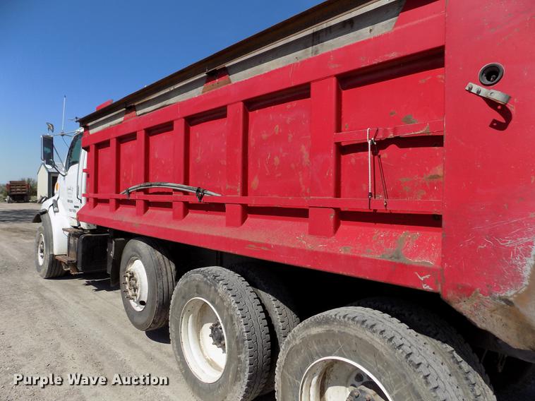 image for item FN9505 2000 Sterling A-Line dump truck
