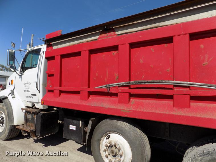 image for item FN9505 2000 Sterling A-Line dump truck