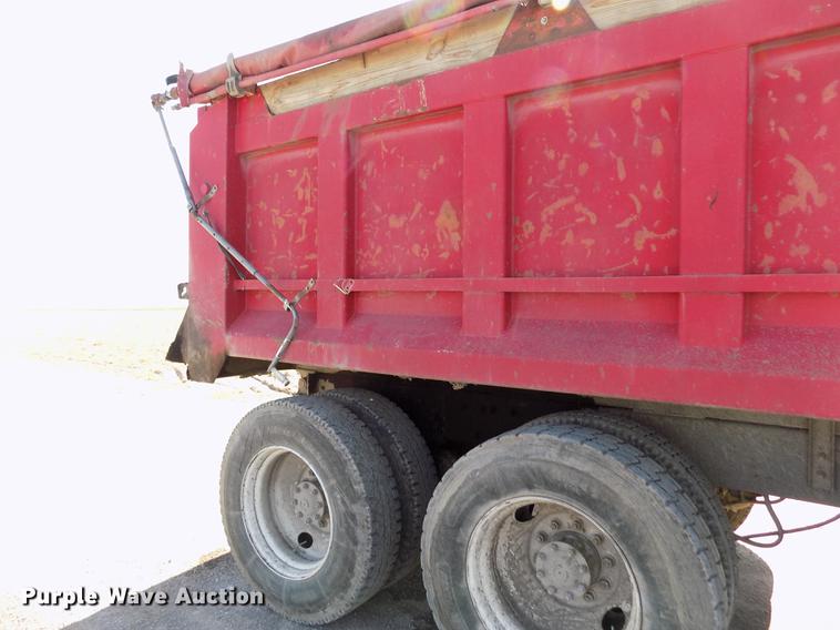 image for item FN9505 2000 Sterling A-Line dump truck