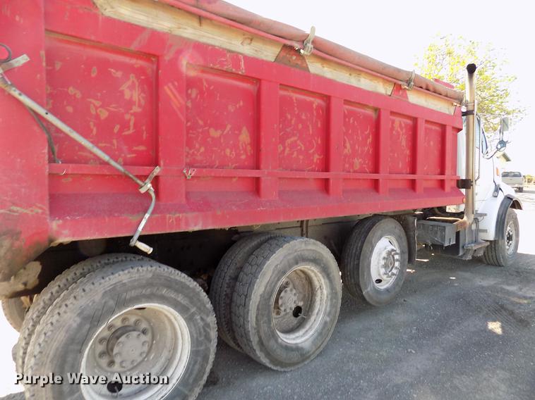 image for item FN9505 2000 Sterling A-Line dump truck