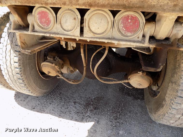 image for item FN9505 2000 Sterling A-Line dump truck