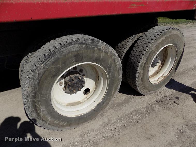 image for item FN9505 2000 Sterling A-Line dump truck