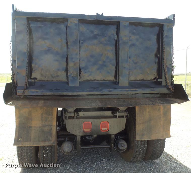 image for item FS9529 1998 International 4900 dump truck