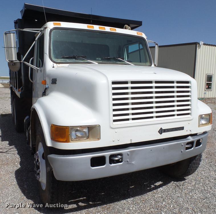 image for item FS9529 1998 International 4900 dump truck