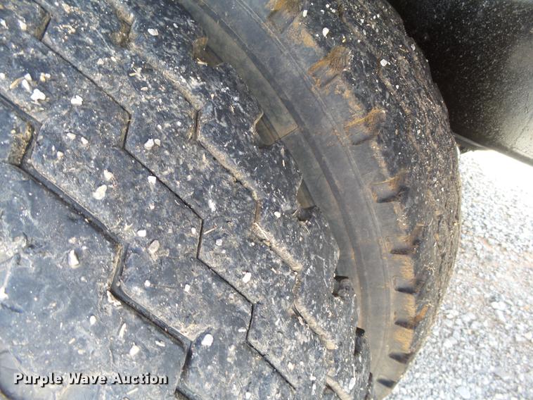 image for item FS9529 1998 International 4900 dump truck