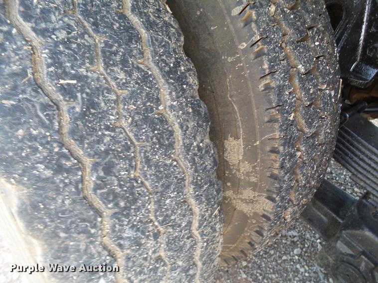 image for item FS9529 1998 International 4900 dump truck