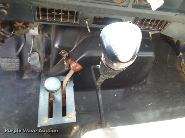 image for item FS9529 1998 International 4900 dump truck