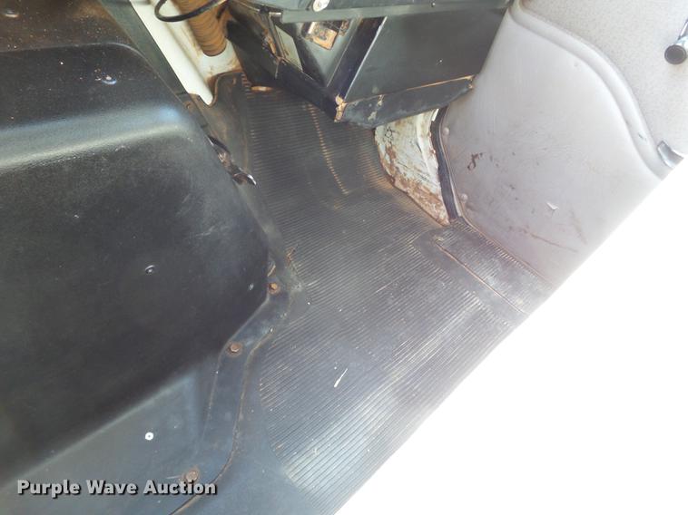 image for item FS9529 1998 International 4900 dump truck