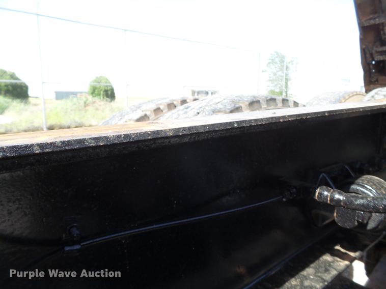 image for item FS9529 1998 International 4900 dump truck