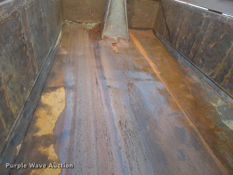 image for item FS9529 1998 International 4900 dump truck