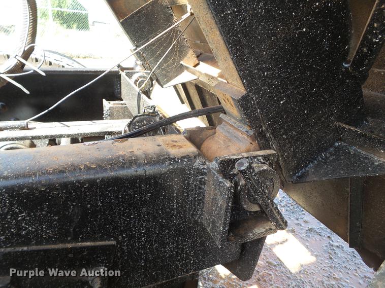 image for item FS9529 1998 International 4900 dump truck