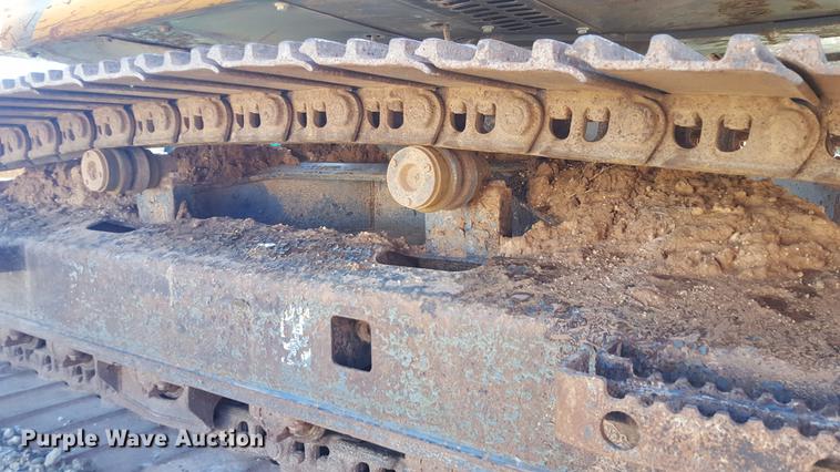 image for item FS9551 2005 Case CX210 excavator